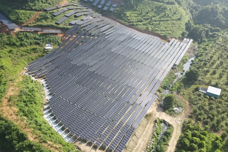 2.5mw Spicy Reservoir Flexible Bracket EPC Project