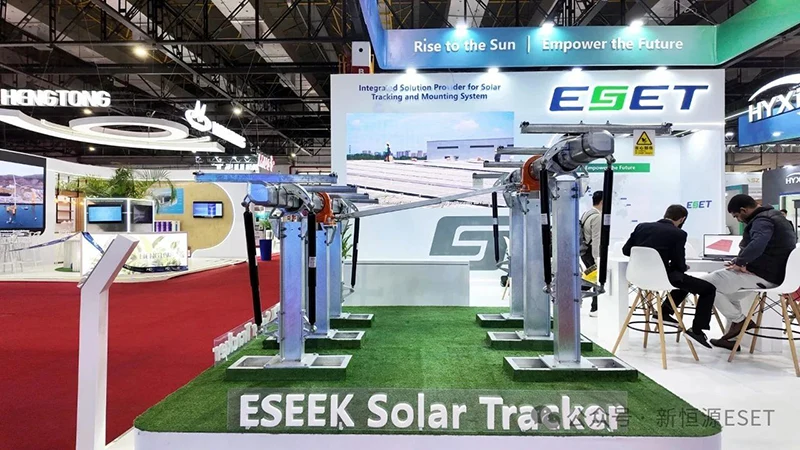 Shining South America丨New Hengyuan появился на солнечном мероприятии в Сан-Паулу, Бразилия, с трекинг-стендом