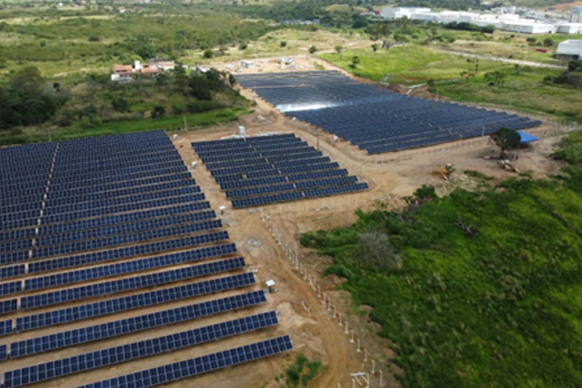 Bulgaria 1,3 MW soporte fijo