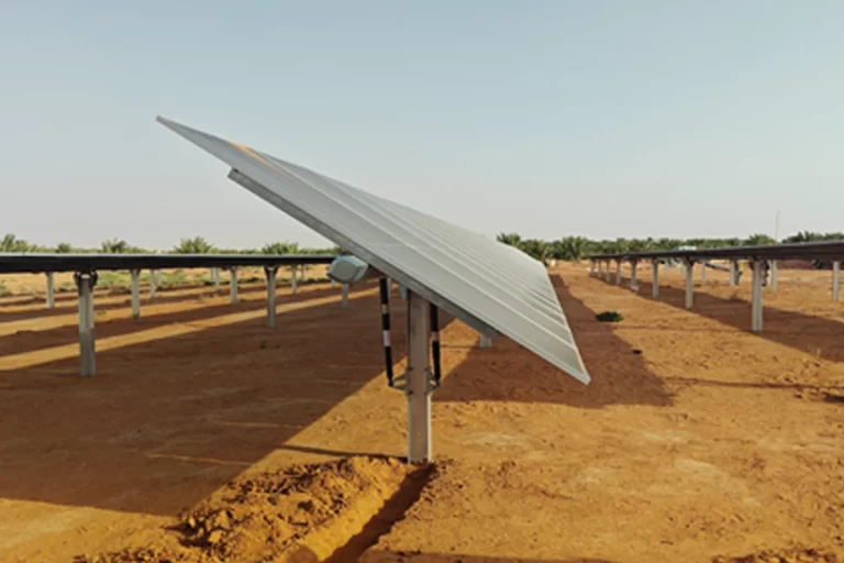 Projeto de suporte de rastreamento de 587 MW da Arábia Saudita